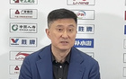 杜锋：本赛季一路磕磕绊绊很不容易，感谢球员们对教练组的支持