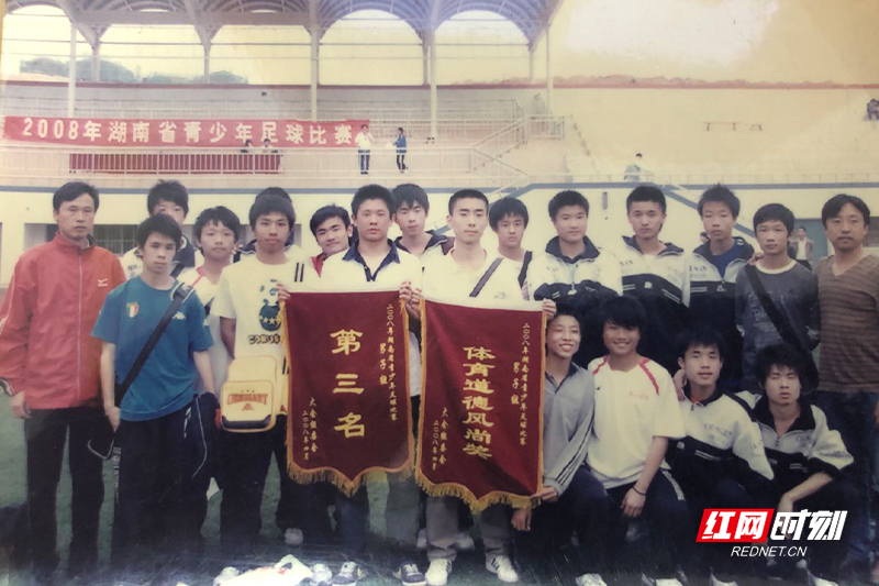 长白山恩都里VS浙江稠州金租直播浙江稠州金租98比73痛宰吉林长白山恩都里，结束两连败后战绩16胜12负稳固第8名